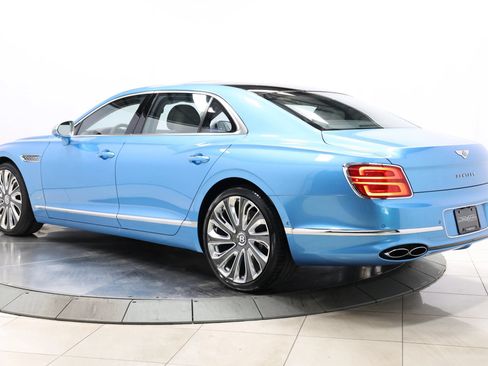 Used 2022 Bentley Flying Spur V8 AWD/4WD image 91