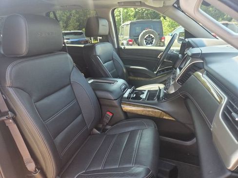 Used 2017 GMC Yukon Denali w/ Open Road Package AWD/4WD image 35
