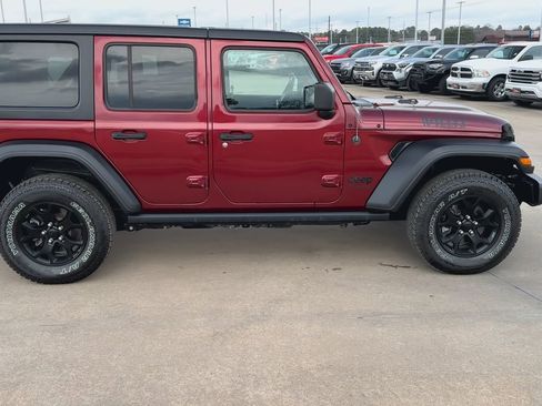 Used 2021 Jeep Wrangler Unlimited Sport image 2