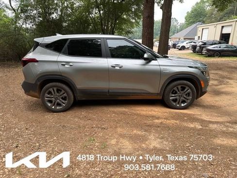 Used 2022 Kia Seltos LX AWD/4WD image 10
