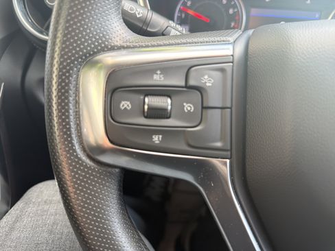 Used 2025 Chevrolet Blazer LT AWD/4WD image 18