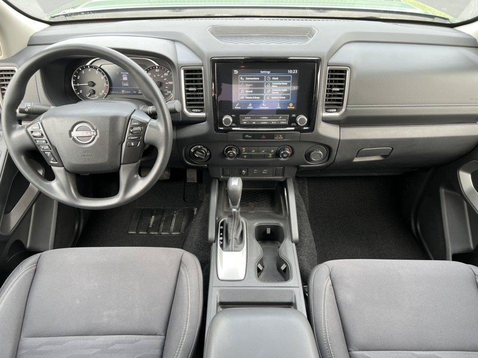 Used 2024 Nissan Frontier SV w/ Technology Package AWD/4WD image 14