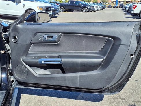 Used 2021 Ford Mustang Convertible w/ Black Accent Package image 12