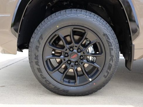 New 2026 Toyota Tundra Platinum AWD/4WD image 9