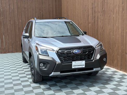 Used 2025 Subaru Forester Wilderness w/ Wilderness Package AWD/4WD image 12