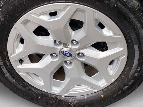 Used 2023 Subaru Forester AWD/4WD image 24