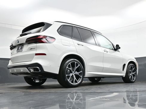 Used 2026 BMW X5 xDrive40i w/ M Sport Package AWD/4WD image 27