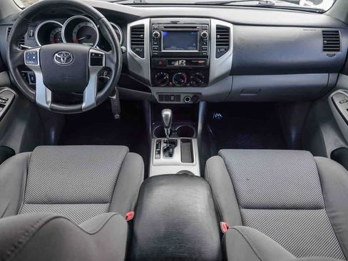 Used 2013 Toyota Tacoma PreRunner w/ TRD Sport Pkg image 12