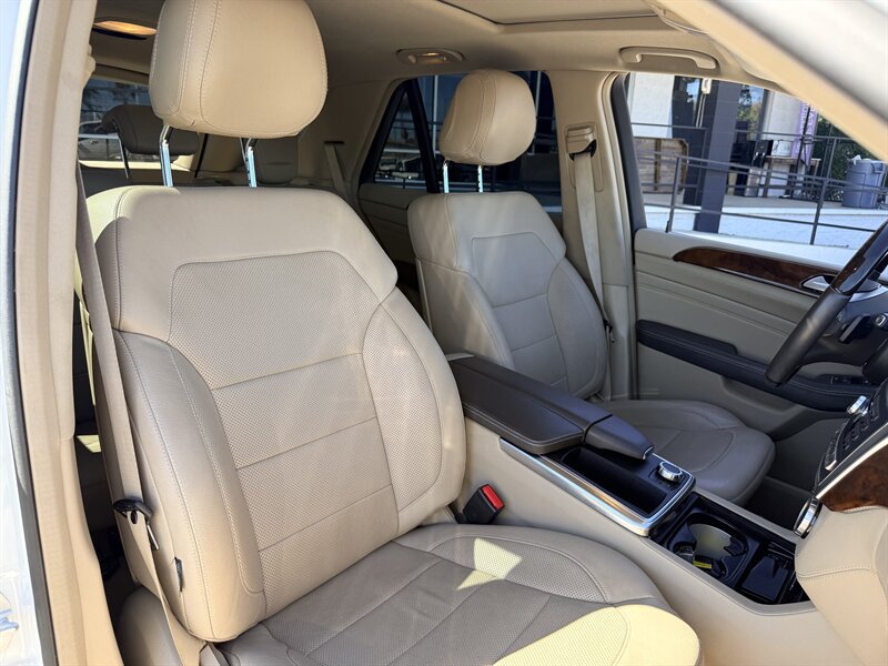 Used 2015 Mercedes-Benz ML 400 4MATIC image 29