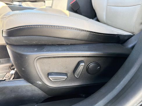 Used 2022 Ford Escape SEL image 26