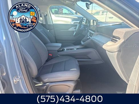 New 2026 Ford Explorer Active RWD image 19