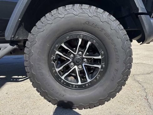 Used 2024 Jeep Wrangler Willys image 3