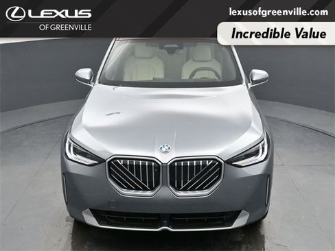 Used 2025 BMW X3 xDrive30i w/ Premium Package image 38