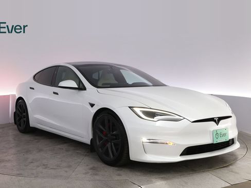 Used 2025 Tesla Model S Plaid AWD/4WD image 13