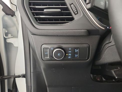 Used 2022 Ford Escape SEL image 24