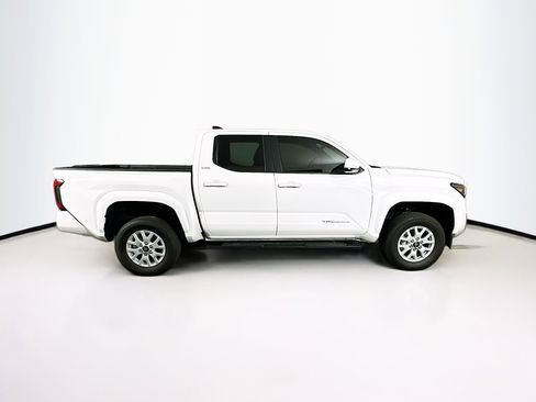 Used 2024 Toyota Tacoma SR5 image 10