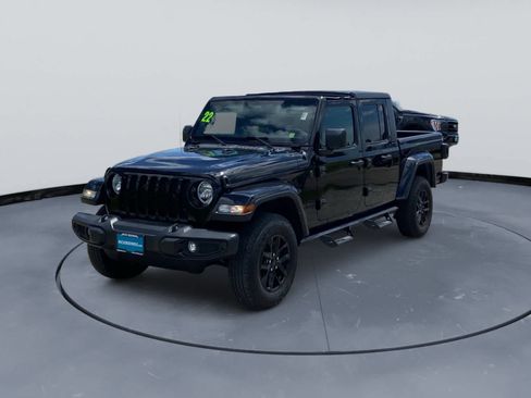 Used 2022 Jeep Gladiator Sport AWD/4WD image 1