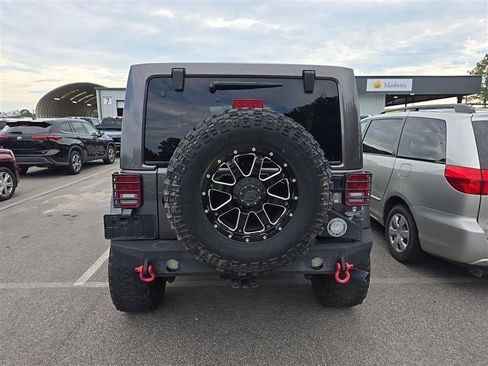 Used 2016 Jeep Wrangler Unlimited Sahara w/ Max Tow Package AWD/4WD image 20