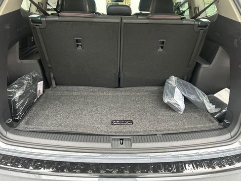 New 2026 Volkswagen Atlas Peak Edition AWD/4WD image 14
