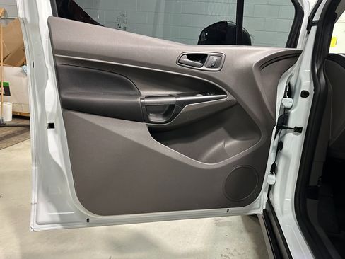 Used 2022 Ford Transit Connect XL image 20