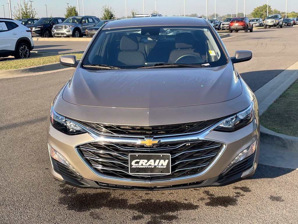 Used 2024 Chevrolet Malibu LT FWD image 3