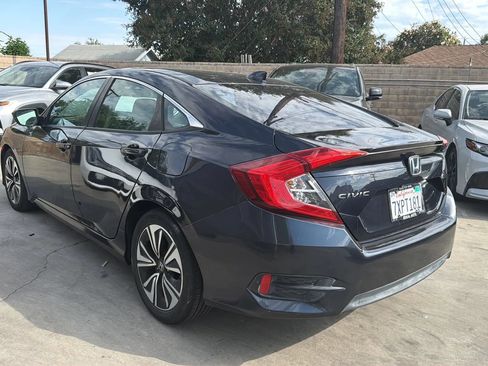 Used 2017 Honda Civic EX-L image 3