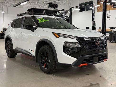 Used 2025 Nissan Rogue SV w/ Rock Creek Premium Package AWD/4WD image 7