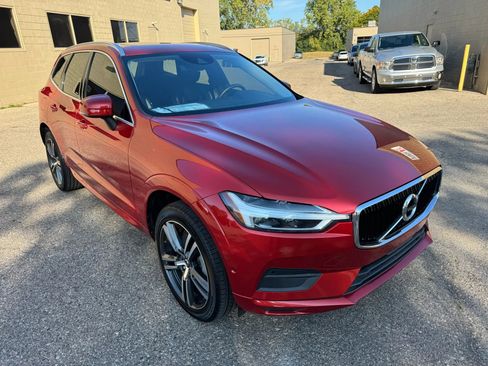 Used 2019 Volvo XC60 T6 Momentum w/ Protection Package Premier image 13