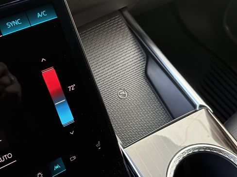 New 2026 Cadillac Escalade Luxury AWD/4WD image 30