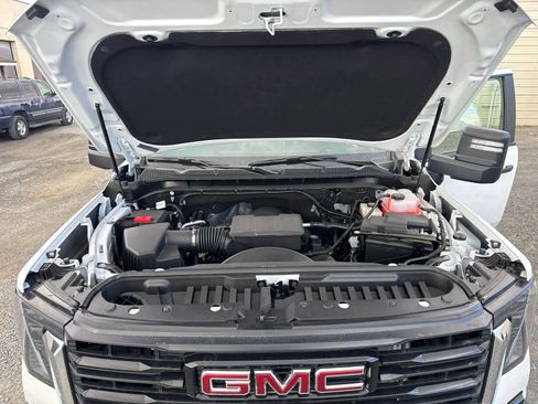 New 2025 GMC Sierra 2500 Pro w/ Convenience Package image 25