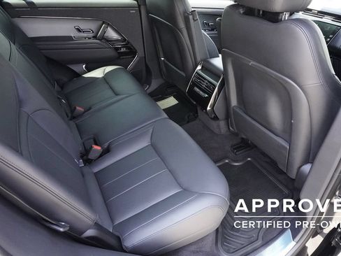 Used 2025 Land Rover Range Rover Sport SE AWD/4WD image 26