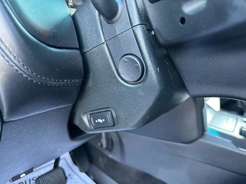Used 2018 Ford Explorer Platinum AWD/4WD image 42
