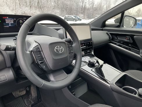 Used 2024 Toyota bZ4X XLE image 15