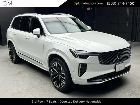 Used 2025 Volvo XC90 T8 Ultra w/ Protection Package Premier AWD/4WD image 8