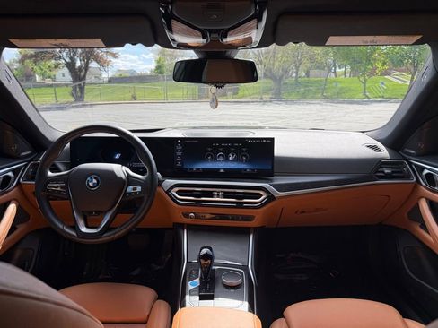 Certified 2023 BMW i4 eDrive35 w/ Premium Package image 12