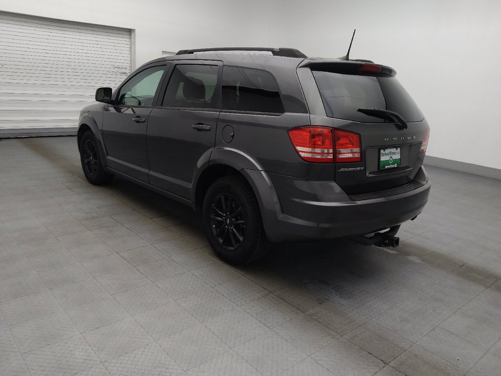 Used 2020 Dodge Journey SE w/ SE Popular Equipment Group FWD image 3