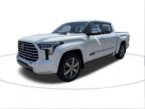 Used 2022 Toyota Tundra Capstone AWD/4WD image 7