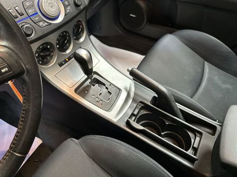 Used 2010 MAZDA MAZDA3 s Sport FWD image 23