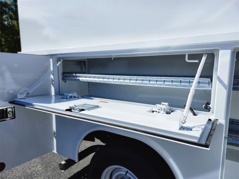 New 2026 Ford E-350 and Econoline 350 Super Duty w/ Power Equipment Group image 13