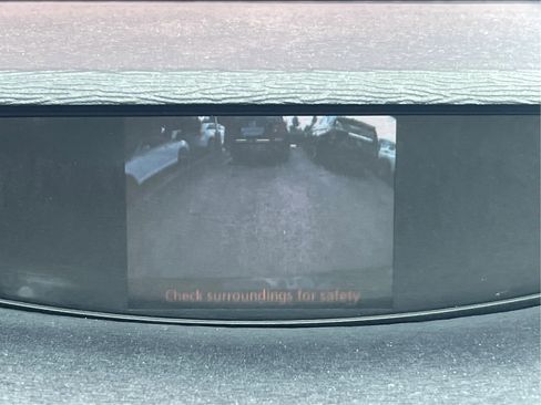 Used 2012 Toyota Venza XLE AWD/4WD image 30