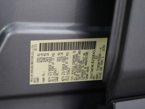 Used 2021 Nissan Rogue SV image 28