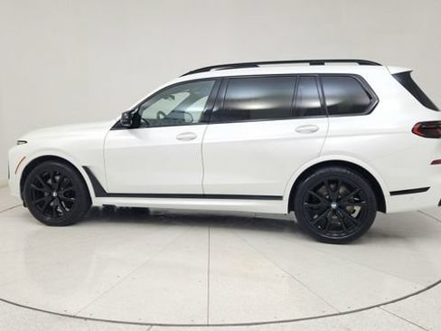 Used 2023 BMW X7 M60i AWD/4WD image 6