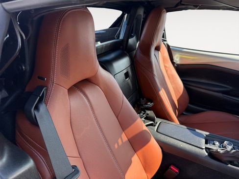 Certified 2023 MAZDA MX-5 Miata Grand Touring RWD image 18