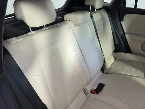Certified 2025 Mercedes-Benz GLA 250 image 27