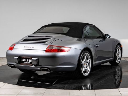 Used 2006 Porsche 911 Carrera RWD image 8
