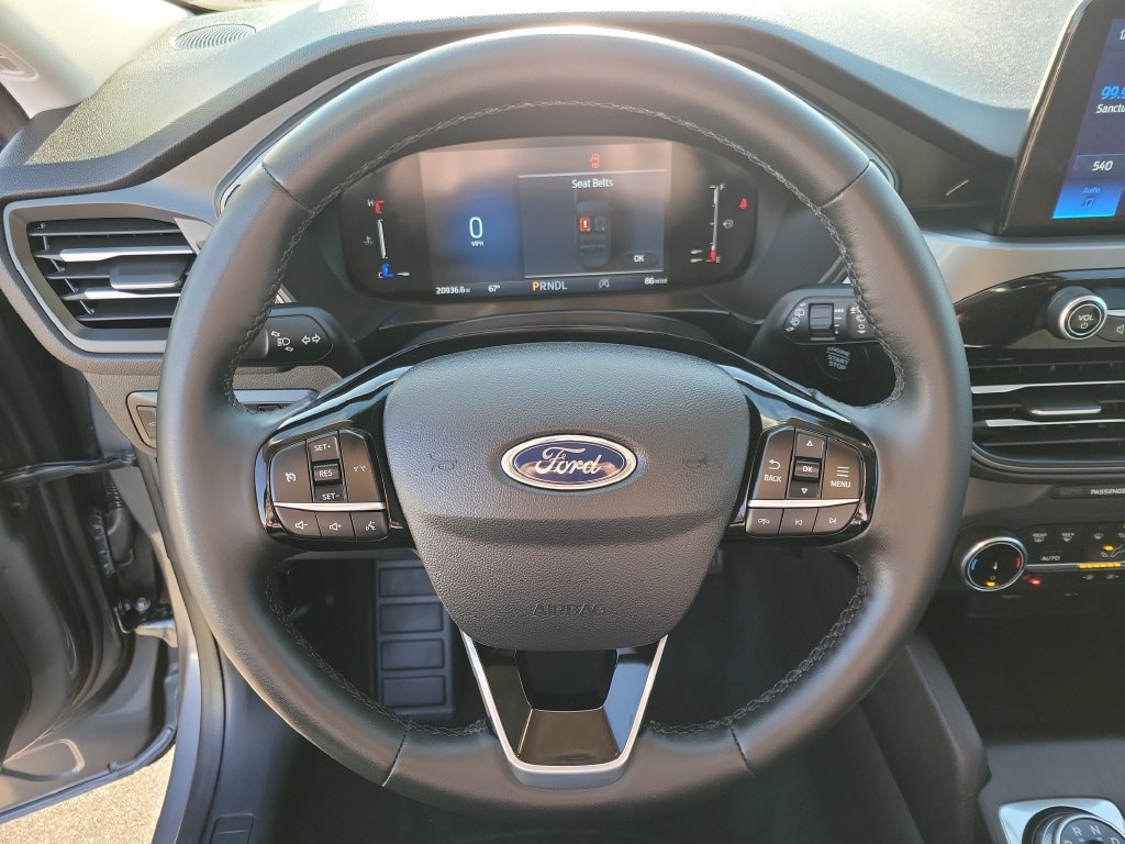 Used 2023 Ford Escape Active AWD/4WD image 23