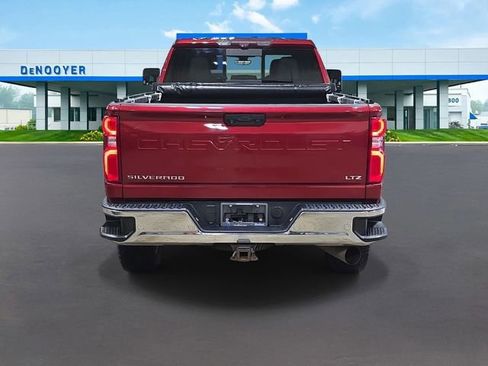 Used 2020 Chevrolet Silverado 2500 LTZ w/ LTZ Plus Package AWD/4WD image 9