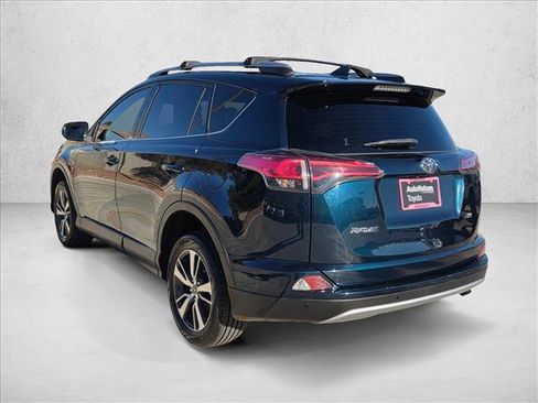 Certified 2018 Toyota RAV4 XLE image 7