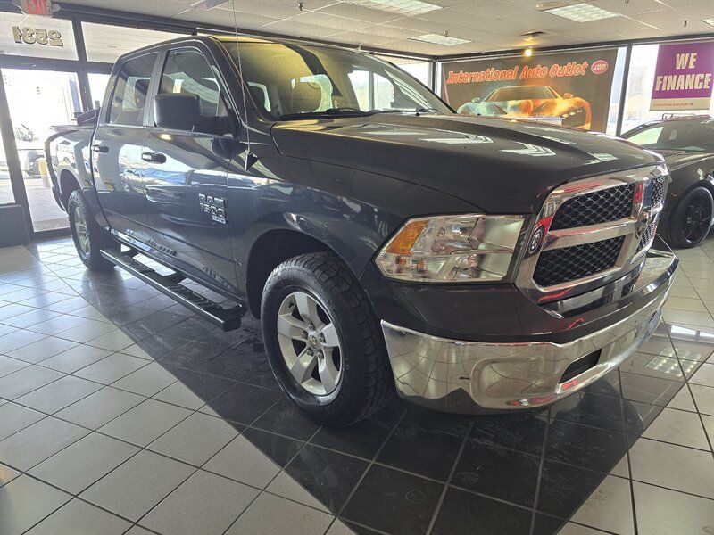 Used 2021 RAM 1500 Classic SLT RWD image 3