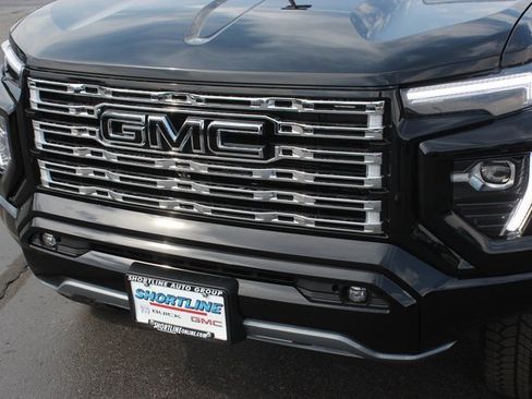 New 2026 GMC Canyon Denali w/ LPO, Denali Black Edition image 19